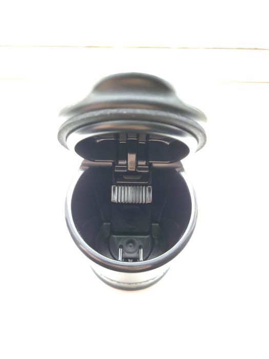 Popielniczka do Toyota RAV4