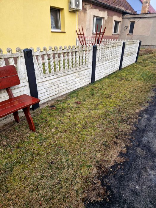 Płot biały - 6 małych przęseł,  14 dużych