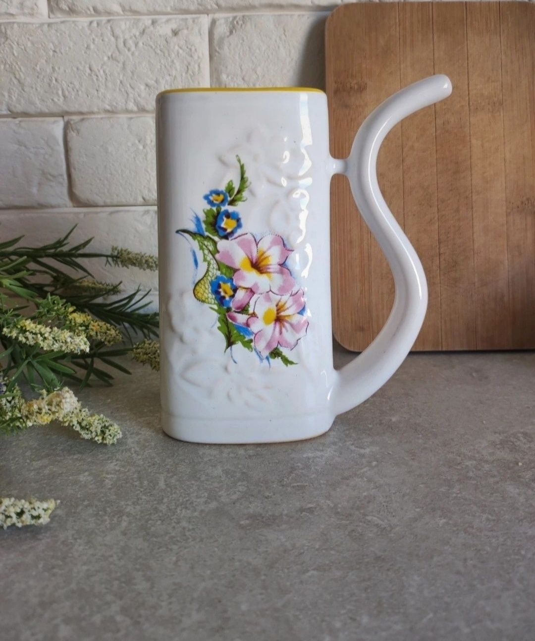 Ceramiczna pijałla dzbanek do wody z malowanym wzorem