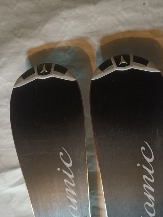 Narty zjazdowe Atomic