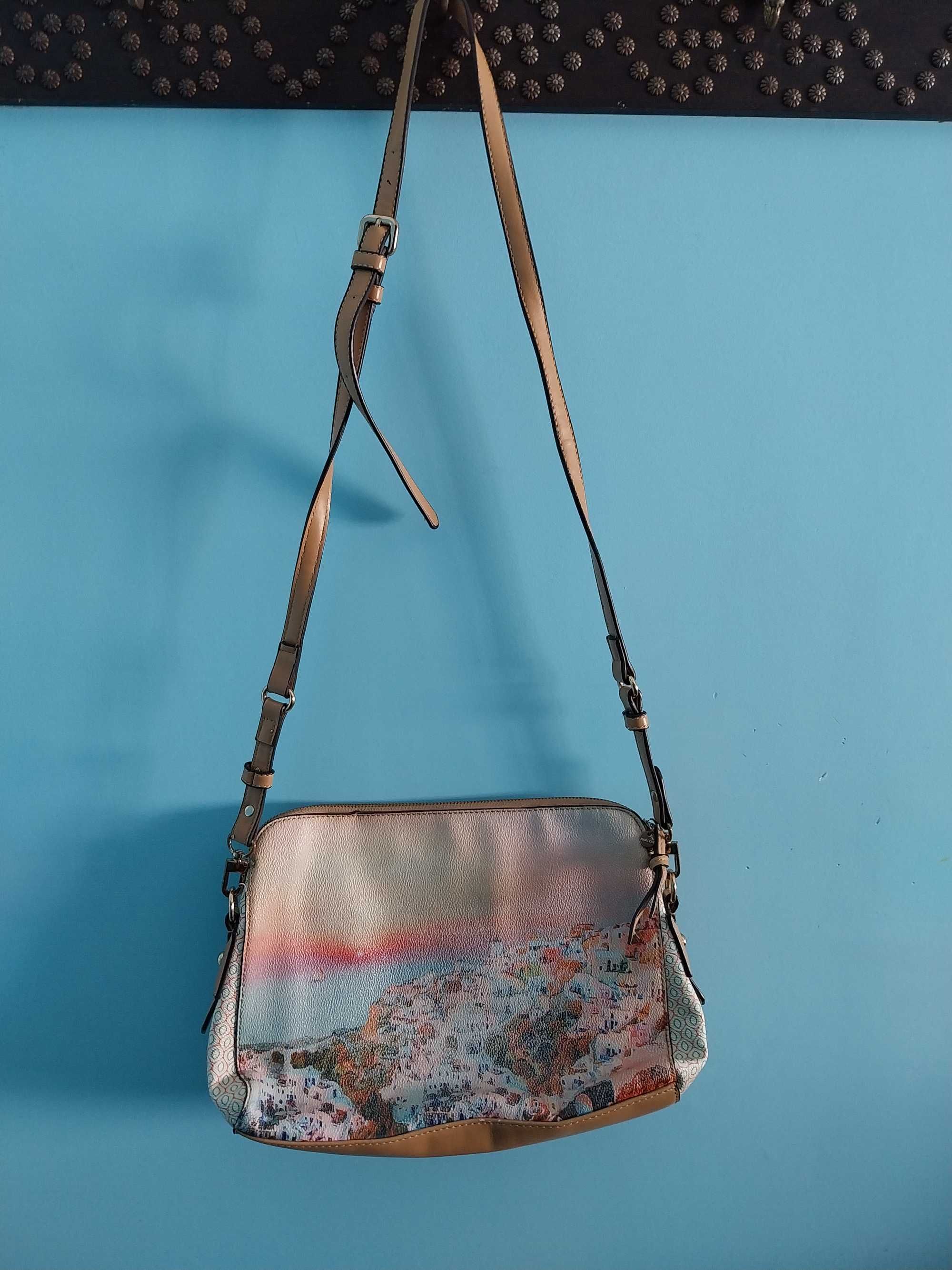 Bolsa/ Mala de ombro com estampado da Parfois, multicolorida