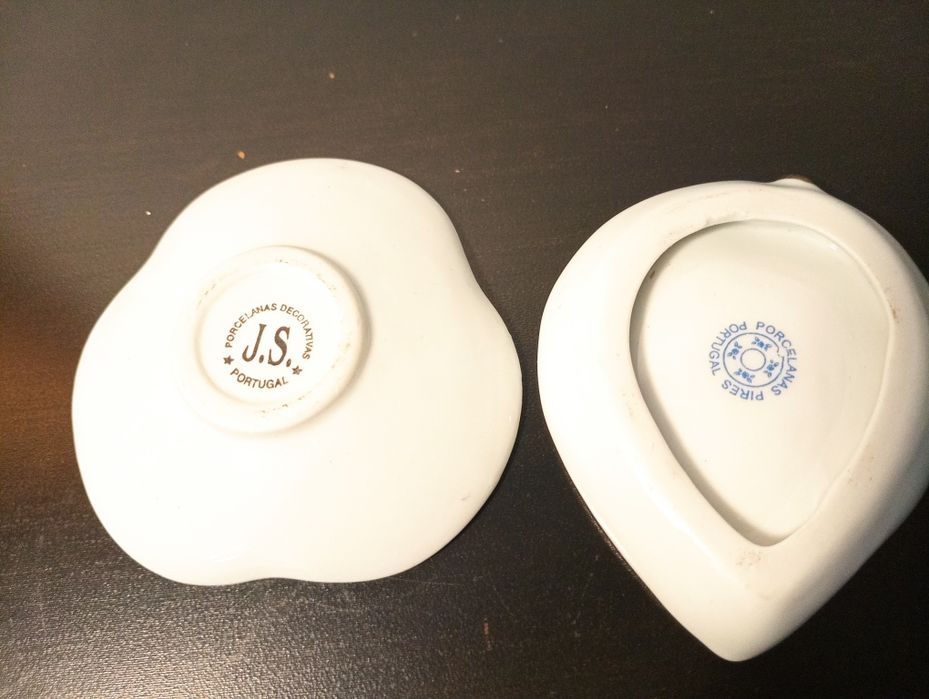 2 Pequenos pratos de porcelana decorativa vintage Portugal como novos!