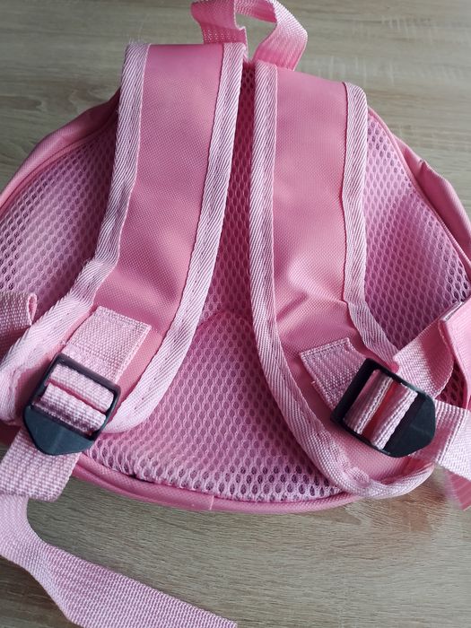 Zestaw 
Zestaw Frozen Kraina Lodu – Plecak + Torebka + Dodatki

Zesta