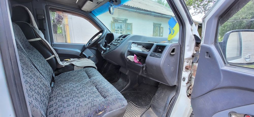 Мерседес віто 638