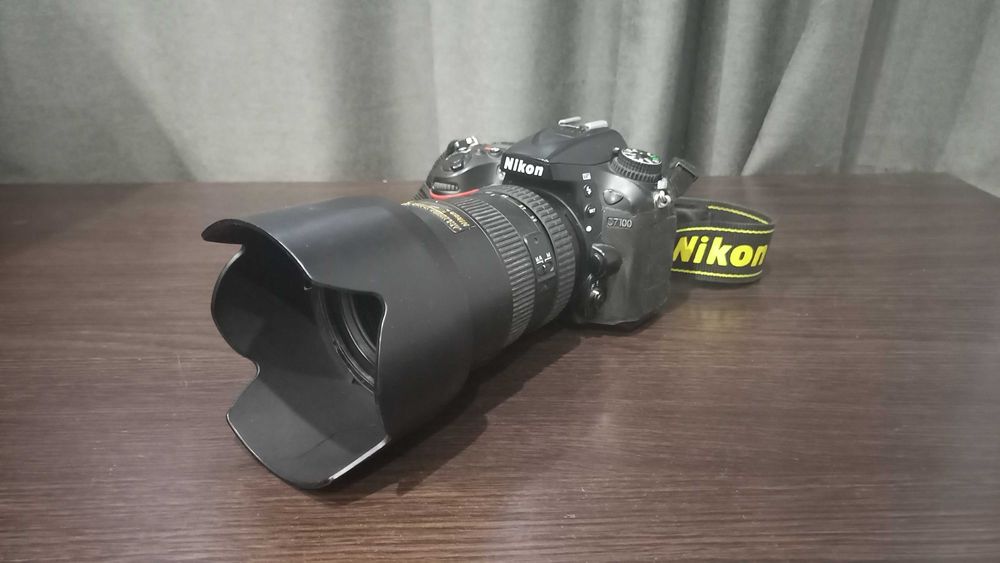 Nikon D7100 + AF-S NIKKOR 17-55 1:2.8G ED
