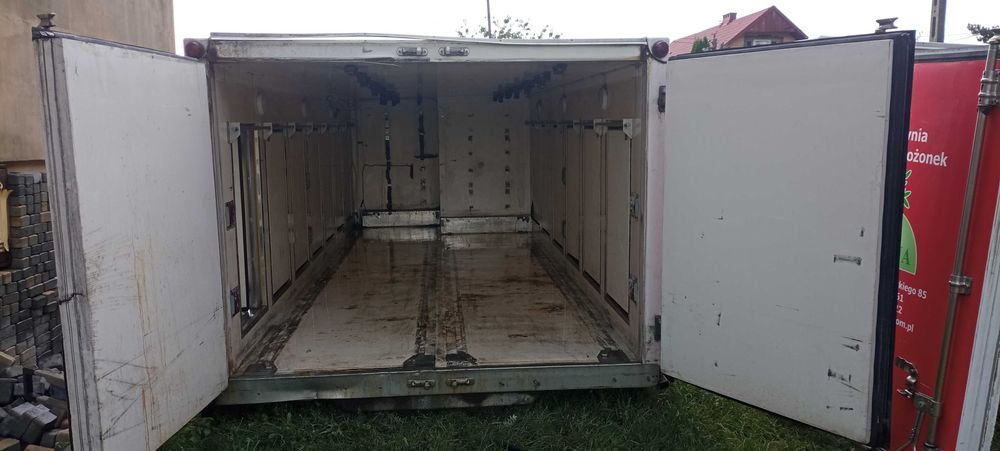 Schowek garaż kurnik chłodnia kontener mroźna gołębnik