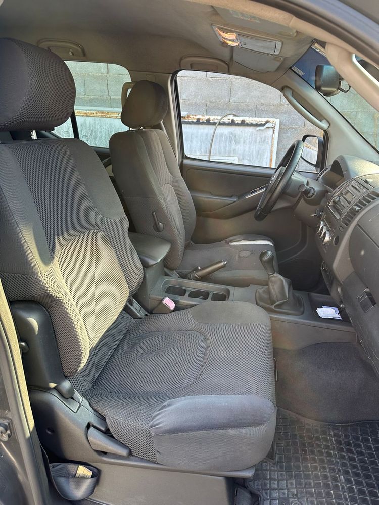 Nissan Navarra D40