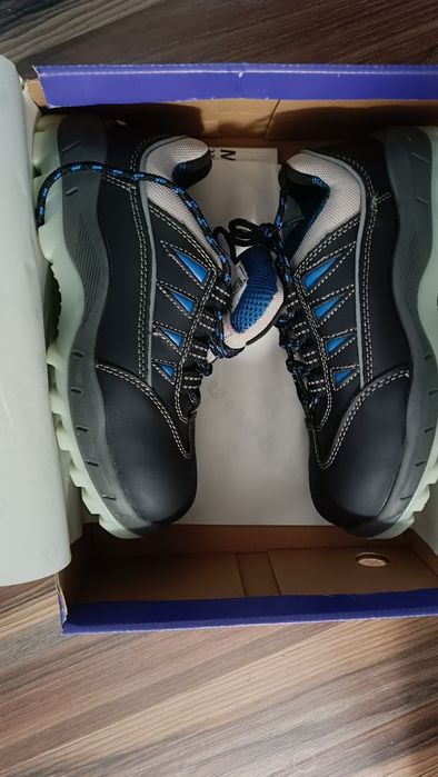 Buty robocze 38 z metalowym noskiem S3 SRCBHP