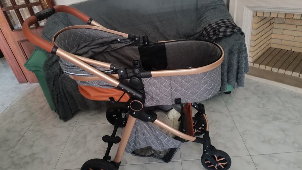 Carrinho de Bebê com Bebé Confort Magic ZC