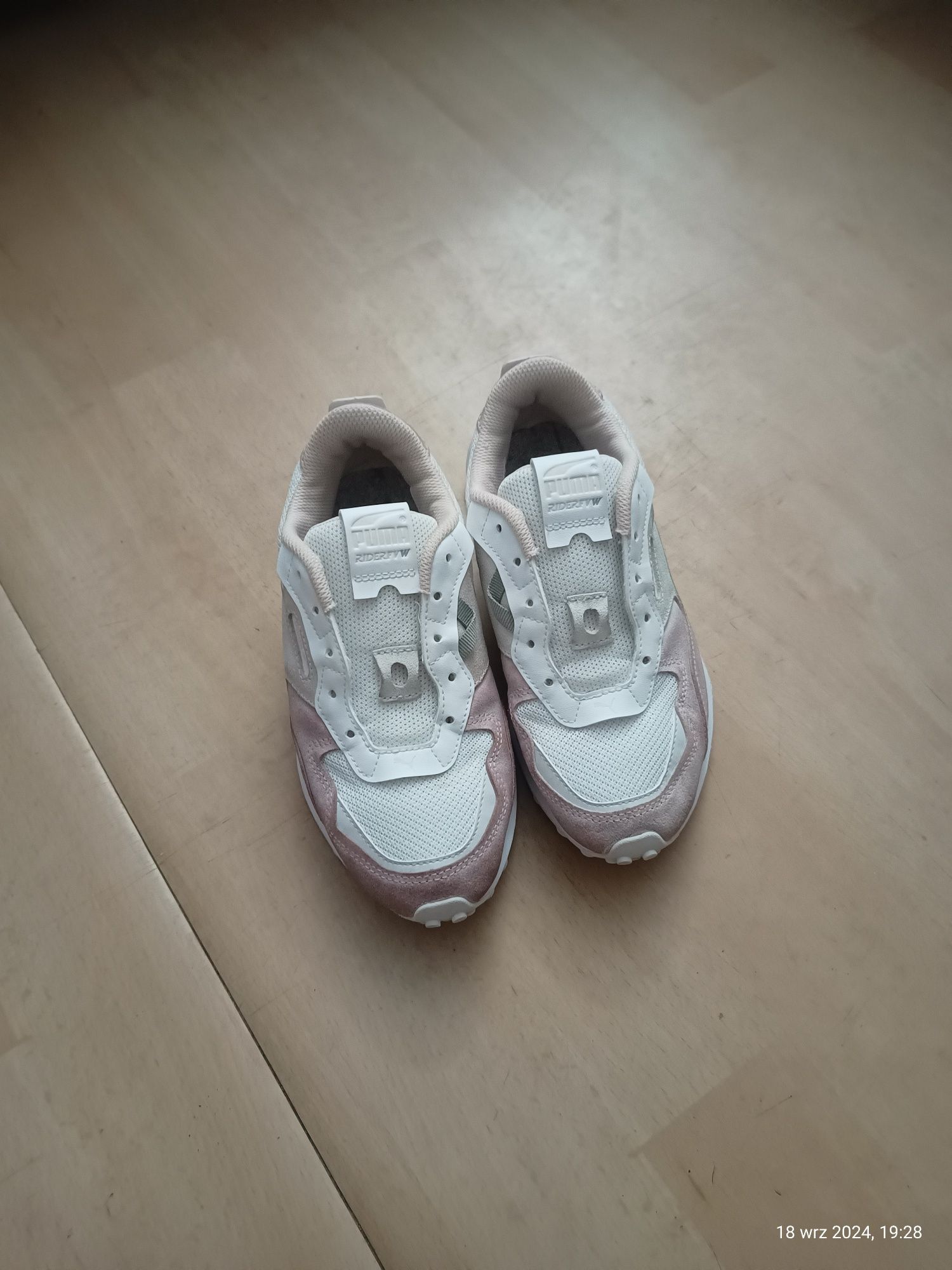 Buty damskie sportowe do biegania Puma Rider FVW