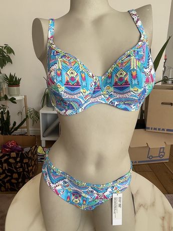 Bikini nowy 70FF biustonosz kąpielowy z majtkami firmy Freya