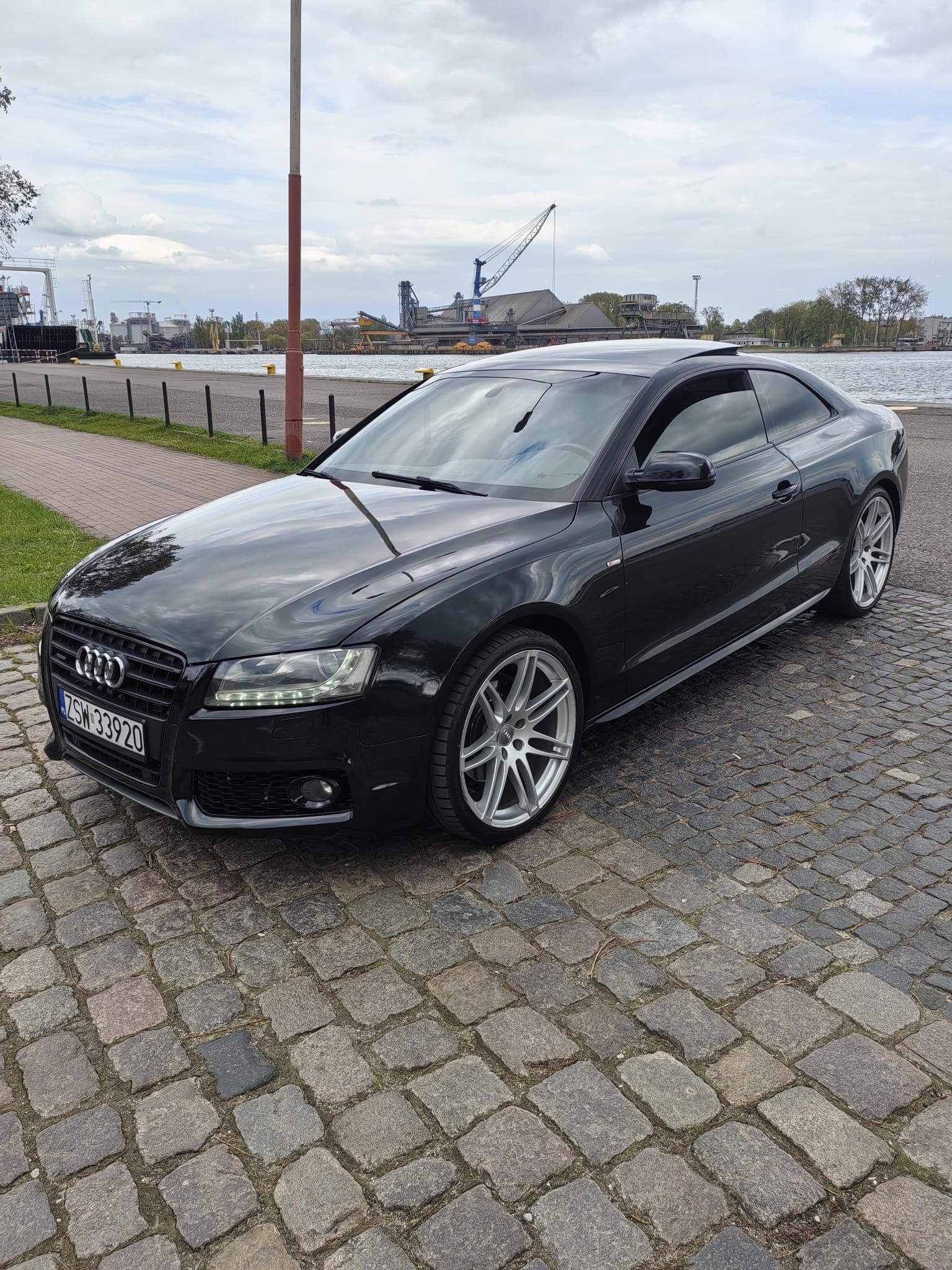 Audi a5/coupe/s line/piękna/doinwestowa