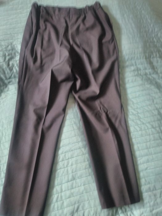 Spodnie do Komunii Komunijne rozm. 140 Czarne eleganckie