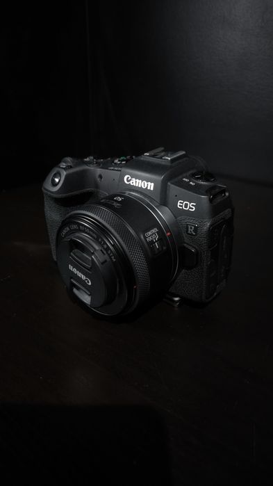 Canon RP + RF 50mm f1.8 STM (Bateria e Carregador Incluidos)