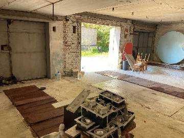 Аренда большой Капитальный гараж АК 40 новосе-вка 70 м2