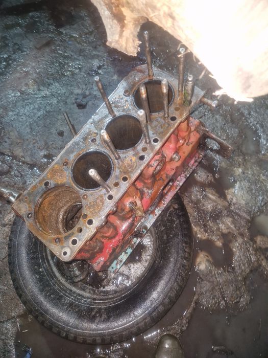 Блок циліндрів д 240