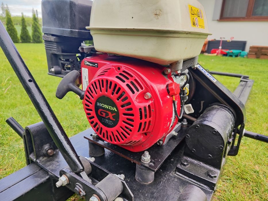 Listwa wibracyjna dwuprofilowa do  betonu ENAR HONDA 3m - 4,5 m