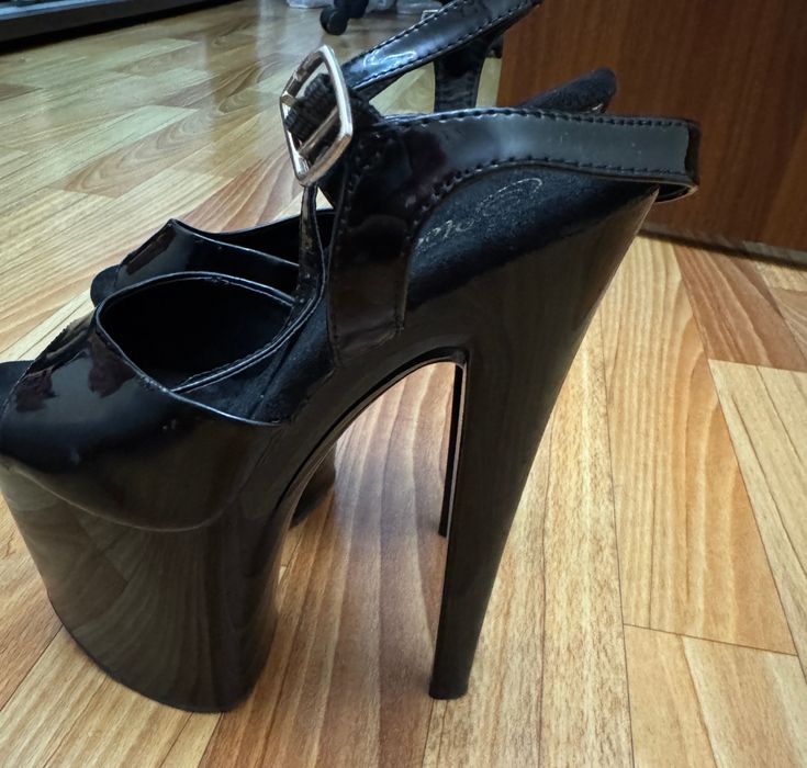 Стріпи Pleasure 6