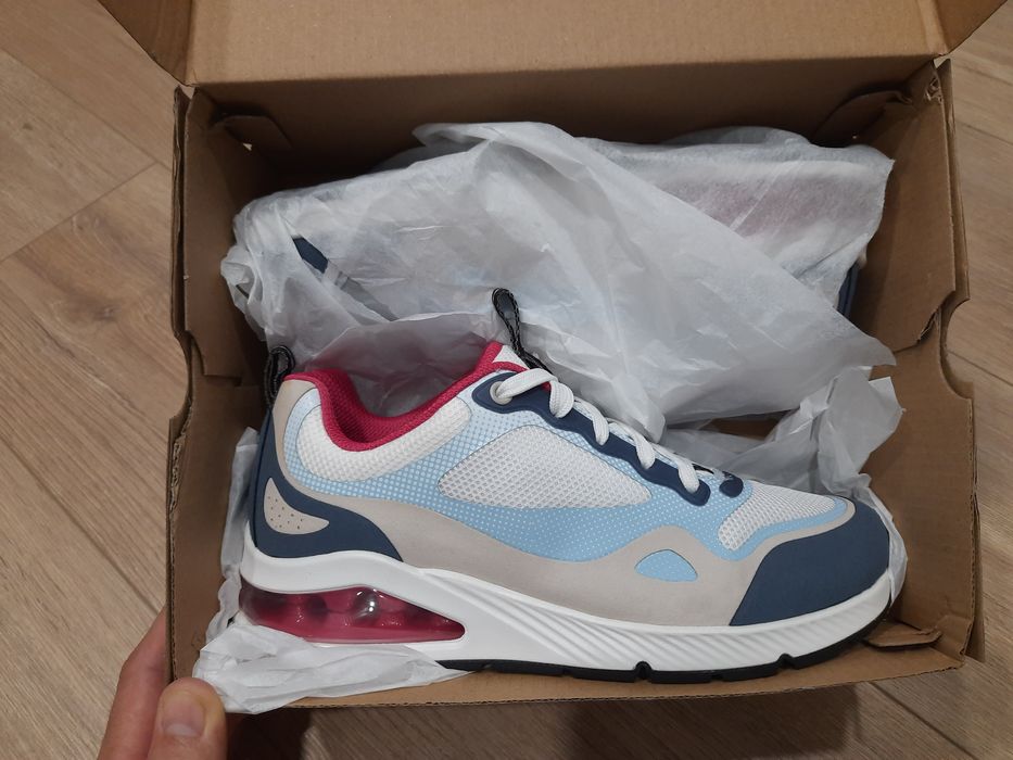 Жіночі кросівки Skechers Uno 2-Runabout 38р.