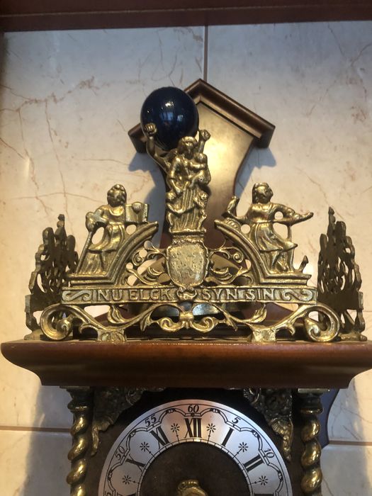 Часы настенные с маятником (Голандия)