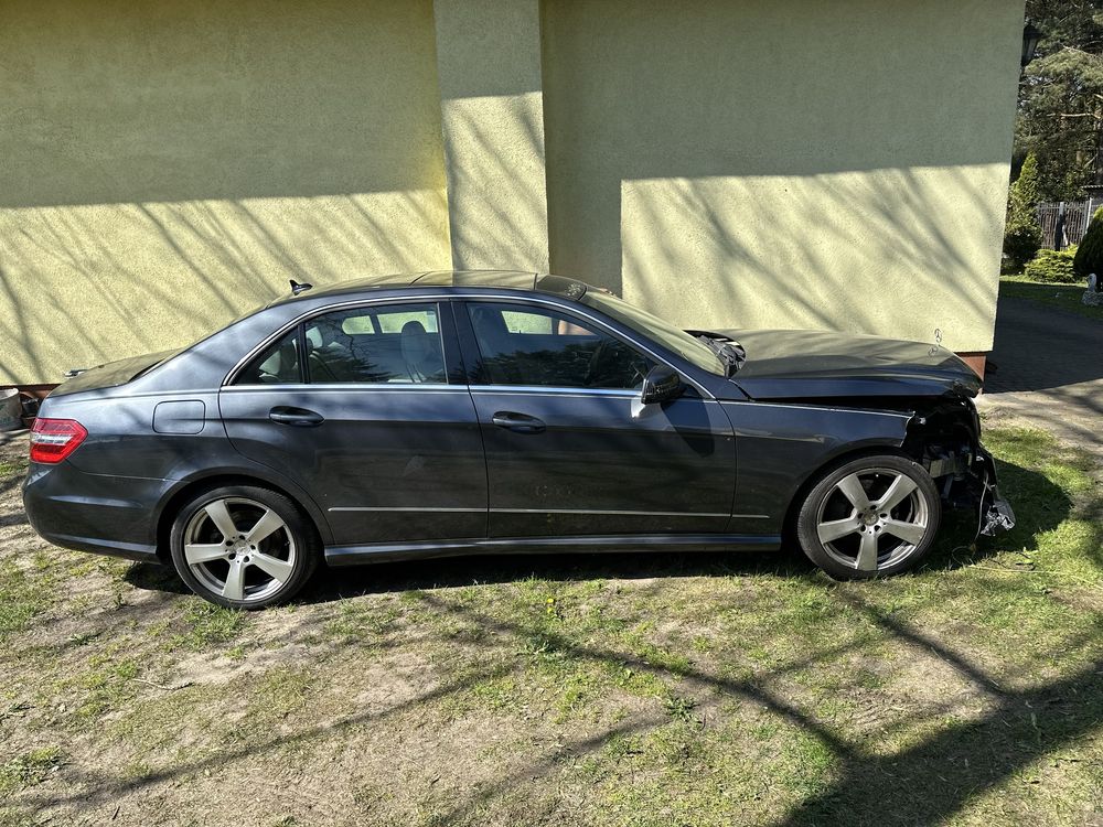 Mercedes Benz W212 E350 pakiet AMG