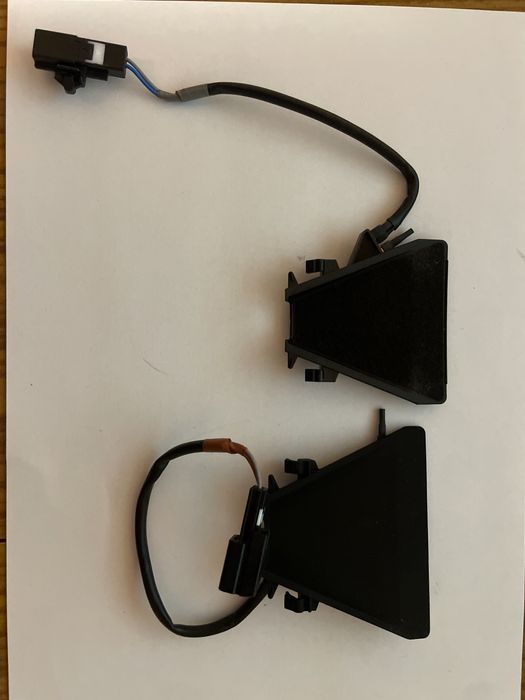 Toyota Rav4 V Yaris IV osłona zaślepka kamery przedniej szyby czołowej