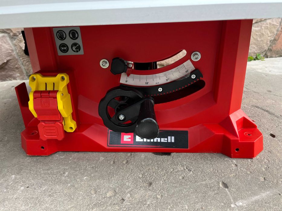 Циркулярная пила Einhell TC-TS 2225 U бу