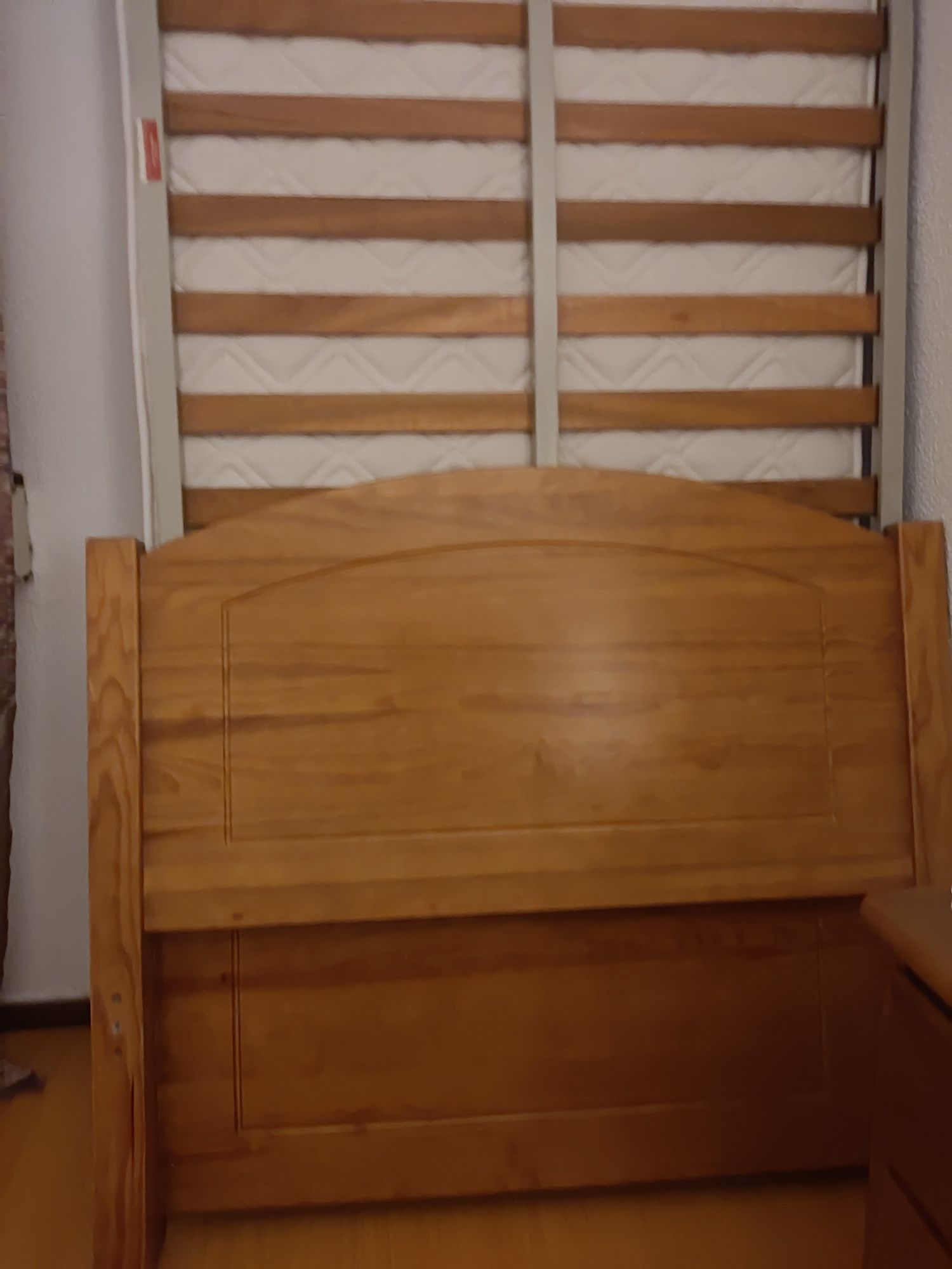 Cama de solteiro