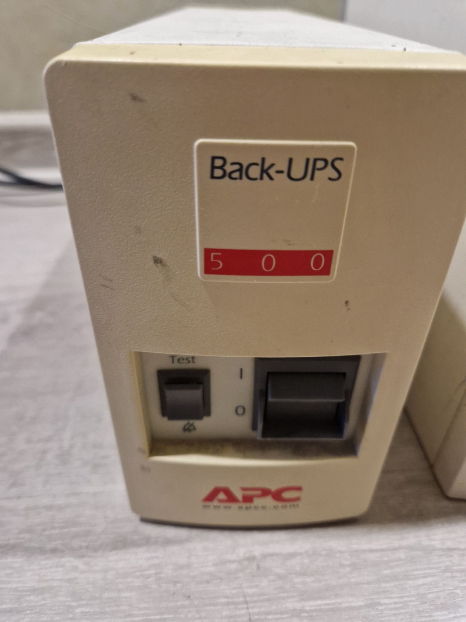 ДБЖ Back-UPS CS 500