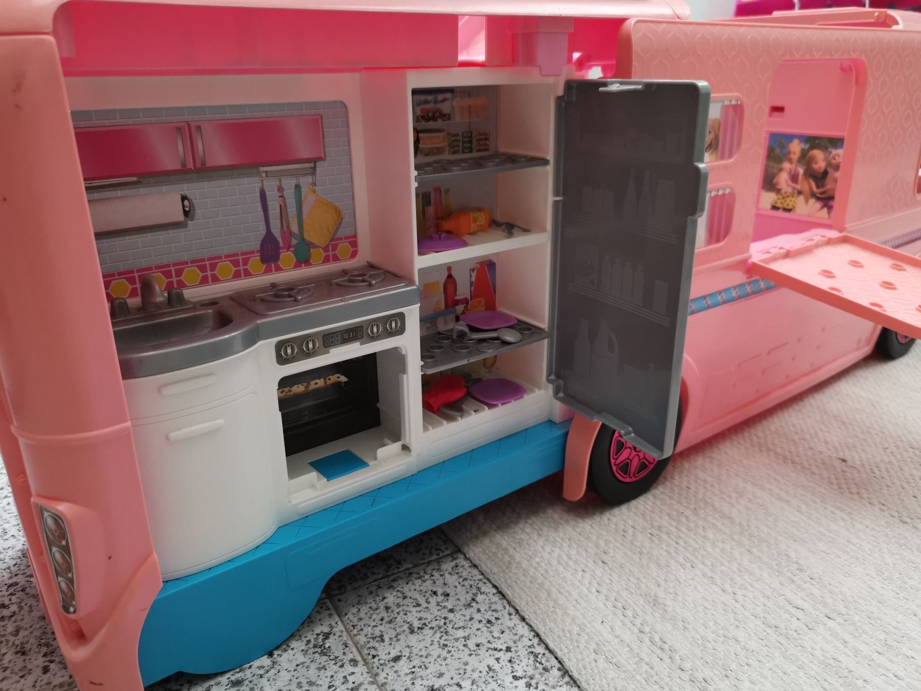 Autocaravana barbie