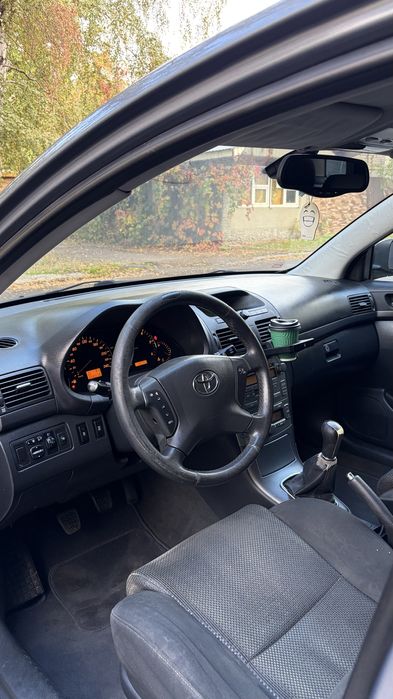Toyota Avensis 2.0 дізель