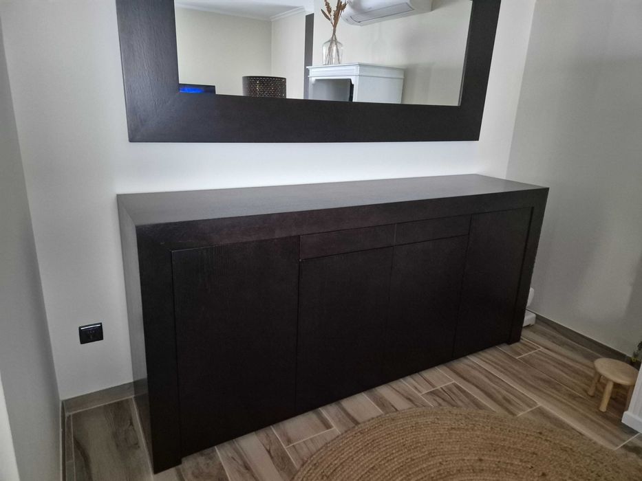 Aparador e espelho wengue