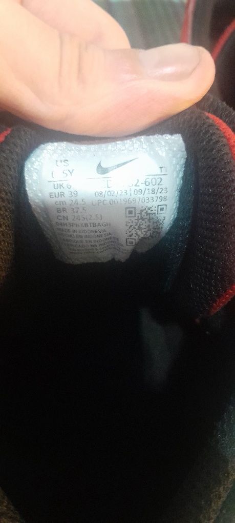 Sapatos nike  39