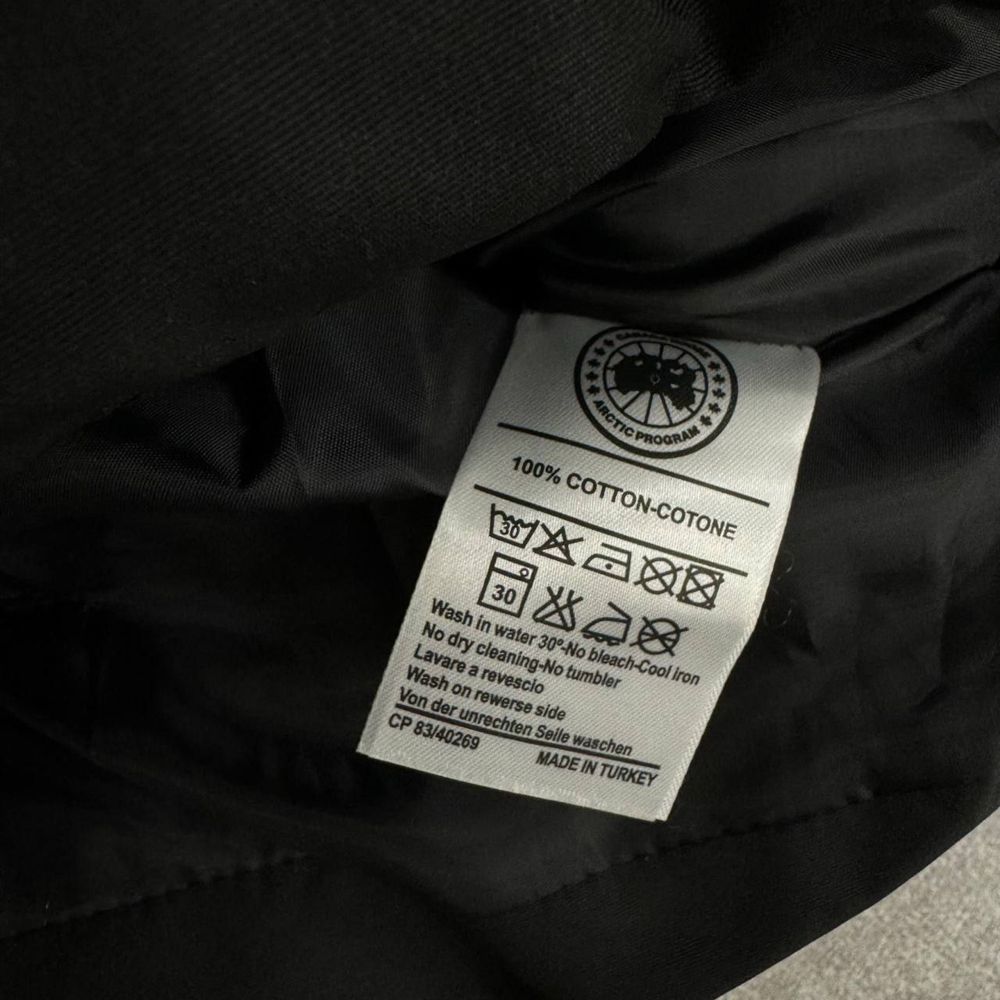 НОВИНКА 2024 мужская черная безрукавка жилет Canada Goose  s-xxl