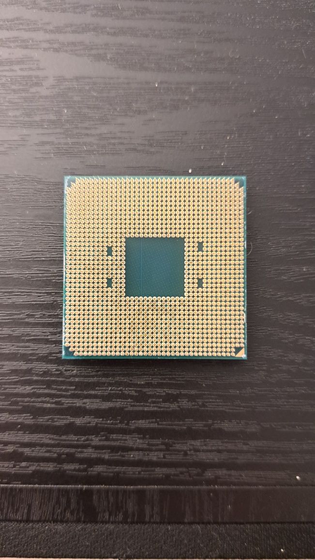 AMD 5 5600X [3.7GHz Base]