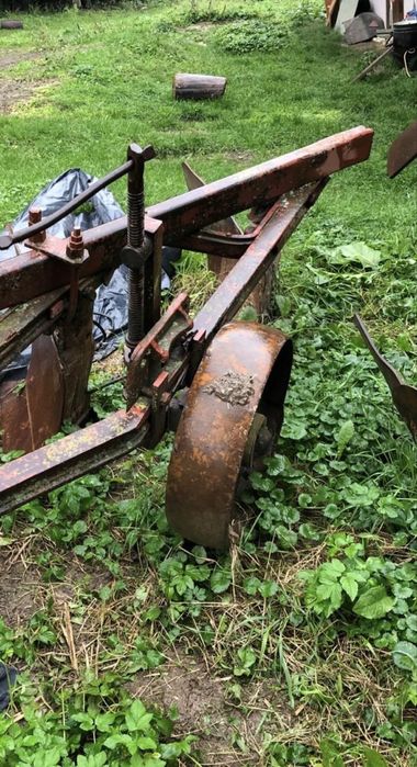 Продам 3 корпусного плуга