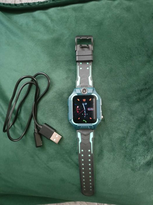 Zegarek Smartwatch Brave z lokalizatorem GPS na kartę sim