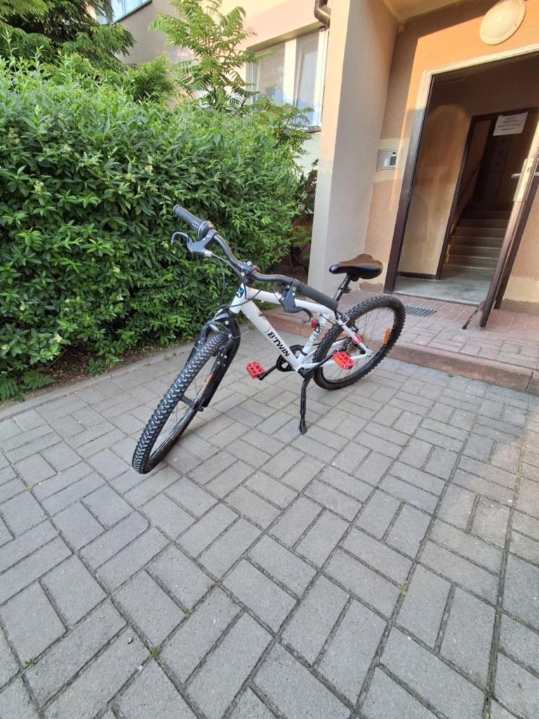Sprzedam rower koła 24 całe dla chłopaka