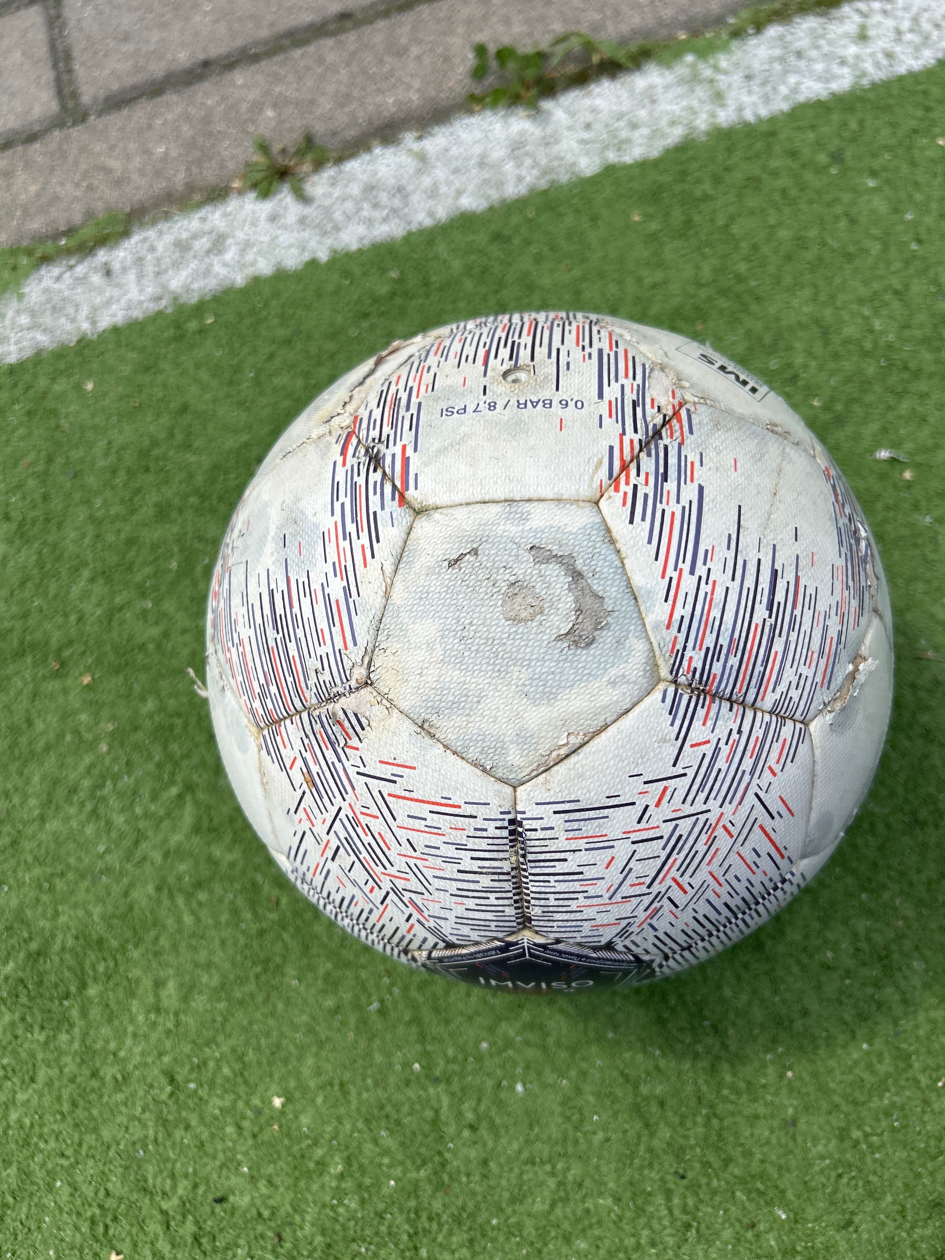 Piłka futsalowa IMVISO Size 4 – używana