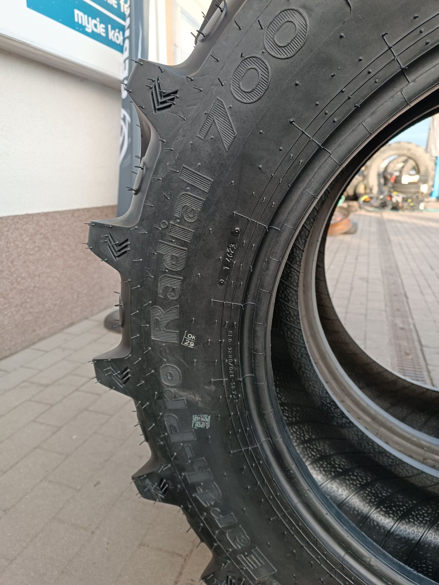 320/70R24 Galaxy Earth Pro Radial 700 NOWE  11.2R24