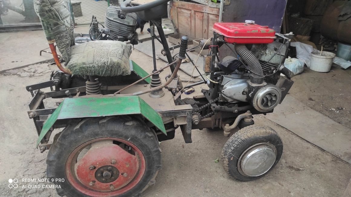 Продам трактор саморобний двигуни іж