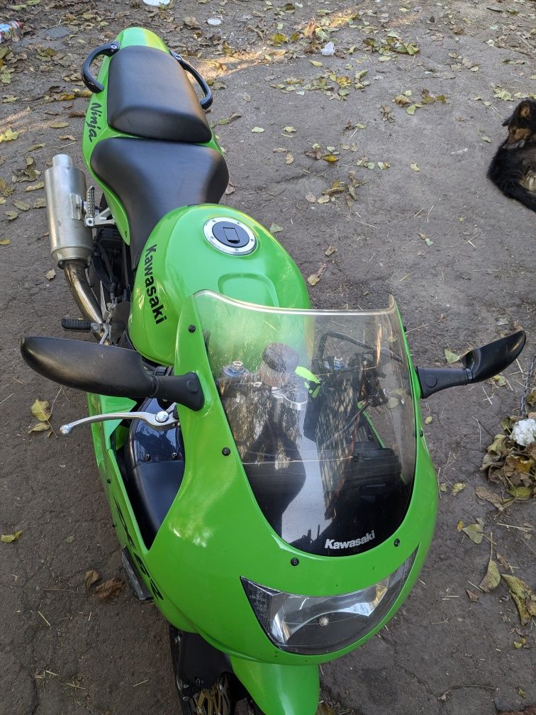Kawasaki zx6r 1998