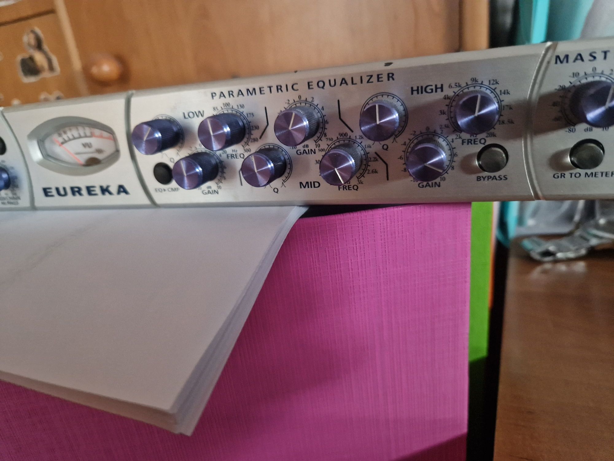 Преамп компрессор EQ Presonus Eureka