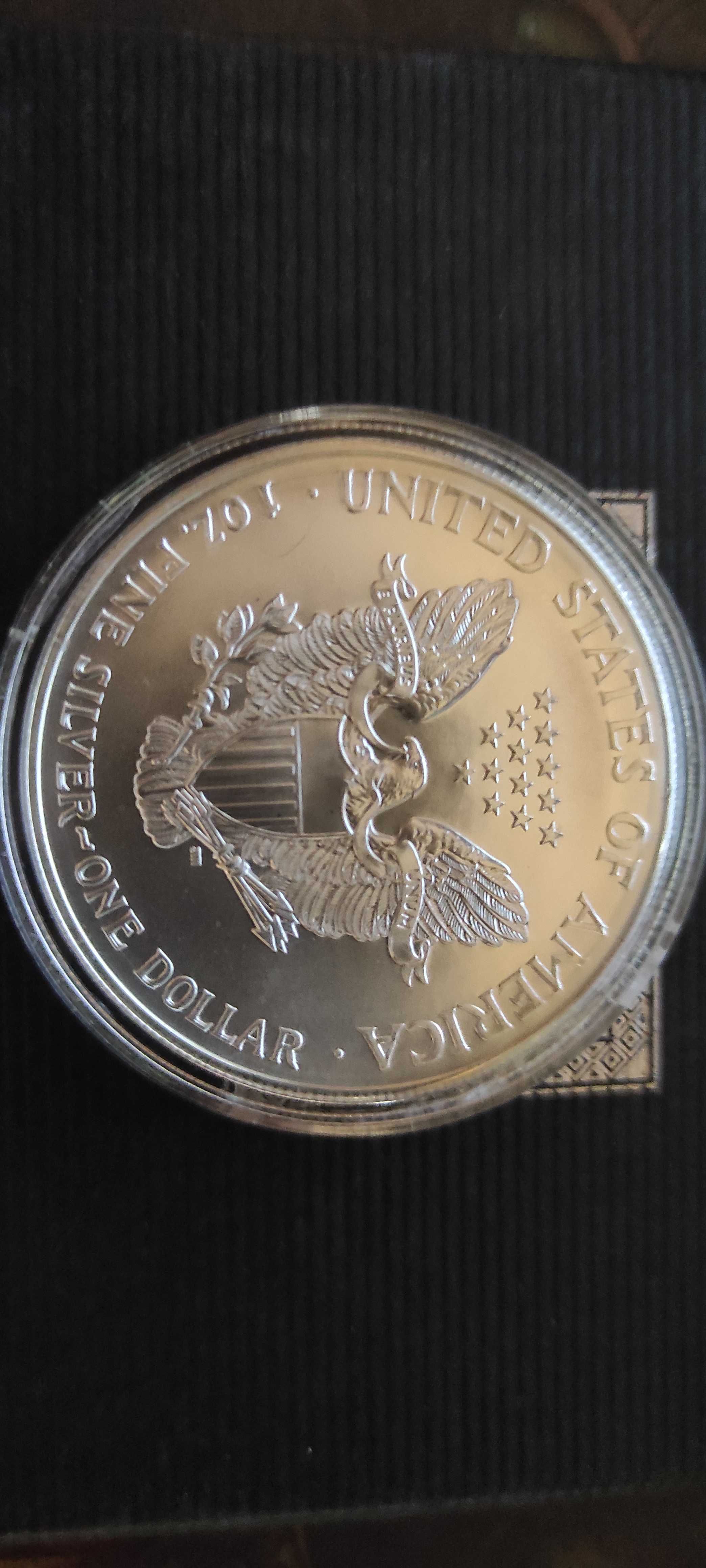 Монета American Eagle 1 доллар. 1999 год. Серебро 999 пробы.