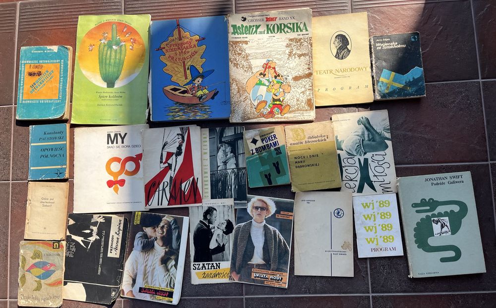 Stare ksiazki i komiksy