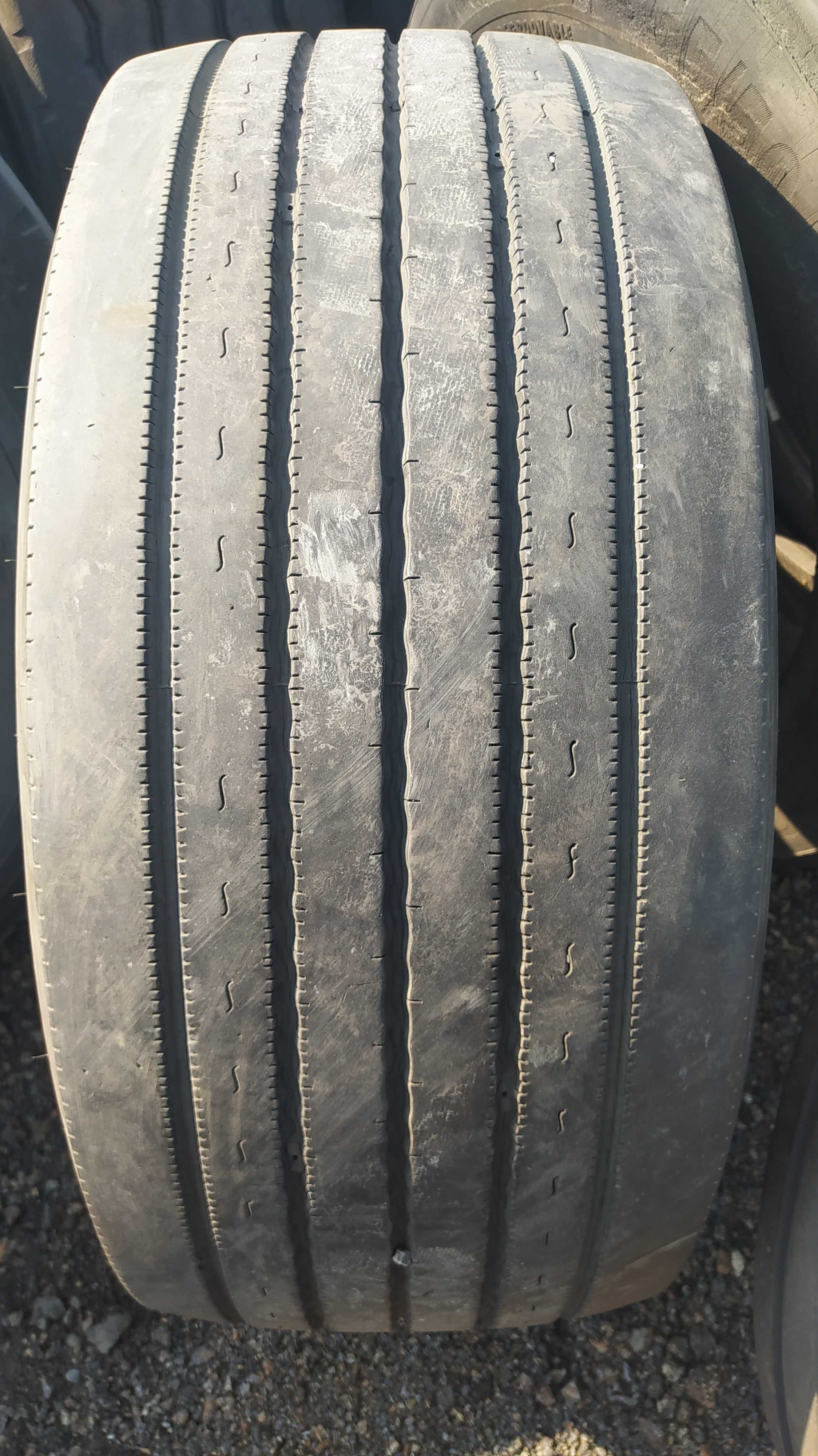 Opona 355/50R22.5  Hankook AL10+