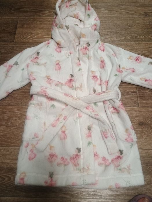 Детский плюшевый халат приятный к телу и хорошего качества