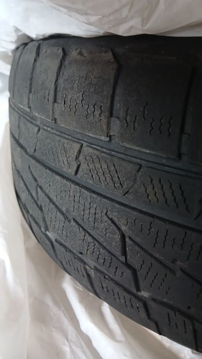 Продам резину , шини зима. 225-55-17