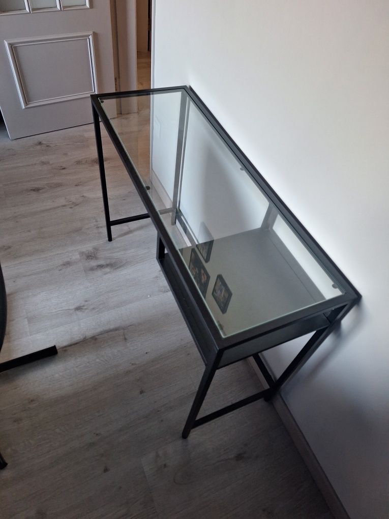 Mesa de portátil gama Vittsjo (IKEA)