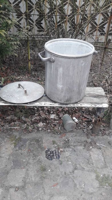 Алюминіва кастрюля на 30 літрів с кришкою